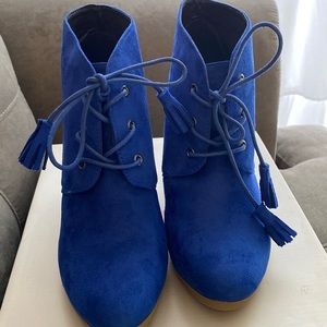 Brand new blue healed booties
